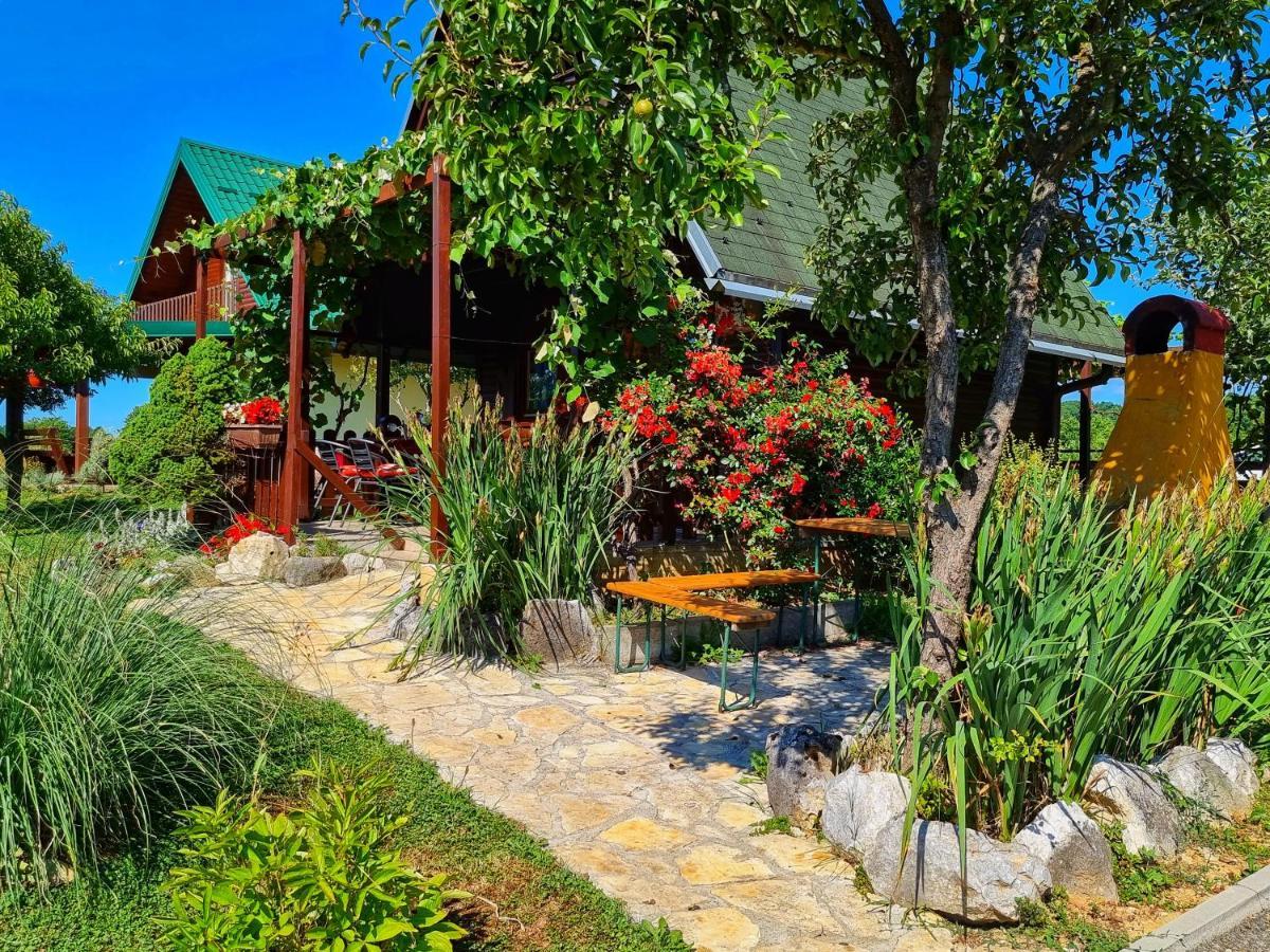 Guesthouse Mreznica- Mreznicka Idila Resort Galovic-Selo Exterior photo