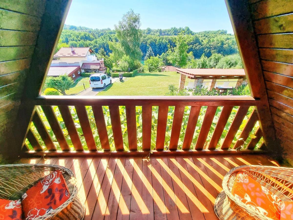 Guesthouse Mreznica- Mreznicka Idila Resort Galovic-Selo Exterior photo